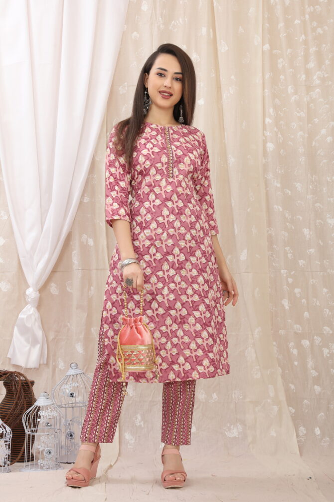 Pink Women Cotton Fabric Straight Kurti With Pant
