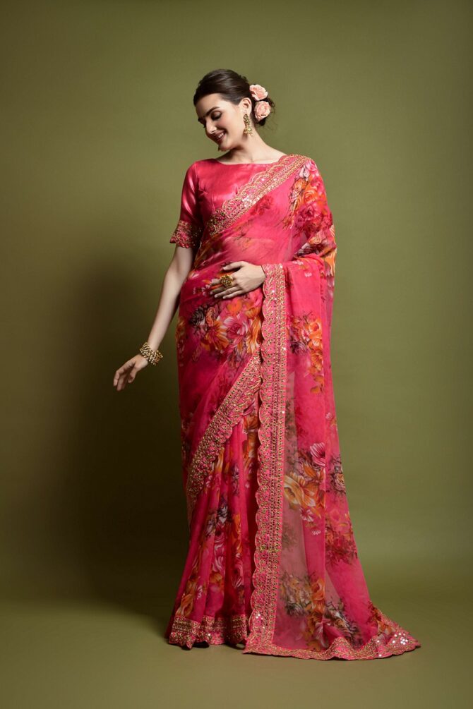 Velley Georgette Flower Print Saree (Pink)